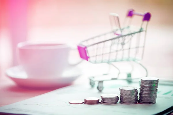 Absrtact of  Shopping cart with coin . — Stock Photo, Image