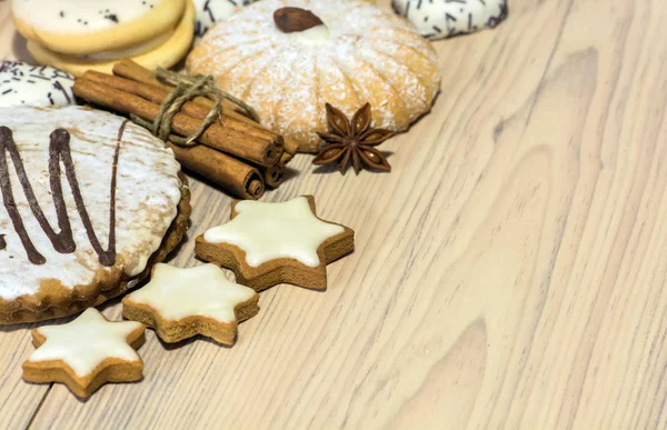 Biscuits Noël Avec Bâtonnets Cannelle Noix Anis Étoilé — Photo