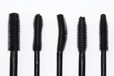 Püsküllü rimel çeşitleri