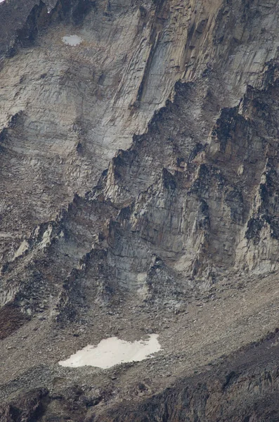 トーレス・デル・ペイン国立公園の花崗岩の壁. — ストック写真