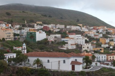 El Hierro adasındaki Valverde şehri..