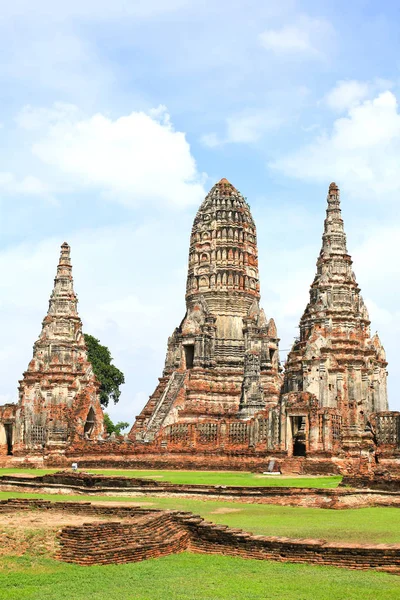 Wat Chaiwatthanaram je starobylé buddhistický chrám — Stock fotografie
