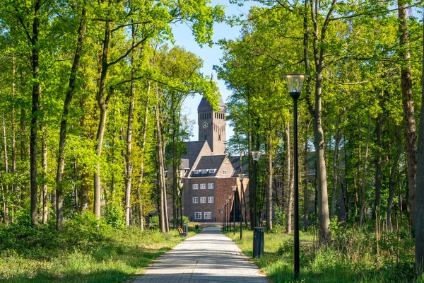 Wieża Berchmanianum Uniwersytecie Radbouda Nijmegen Berchmanianum Jest Zbudowany Kampusu Nijmegen — Zdjęcie stockowe