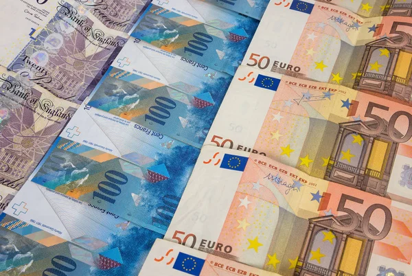 Τραπεζογραμμάτια ευρώ GBP και Chf — Φωτογραφία Αρχείου