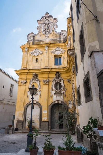 Fachada lateral de la iglesia de San Gennaro en Nápoles — Foto de Stock