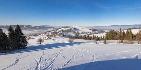 Vista panorâmica de inverno de Podhale — Fotografia de Stock