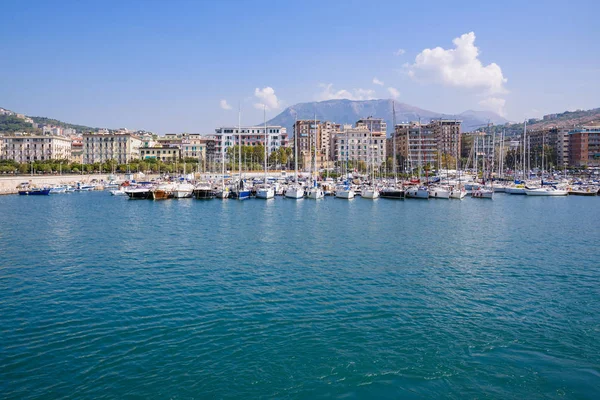 Vista del puerto deportivo de Salerno —  Fotos de Stock