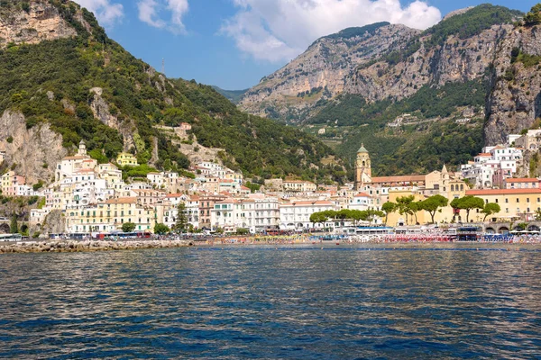 Malownicze miasteczko Amalfi w Włochy — Zdjęcie stockowe