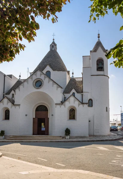 A Sant Antonio Alberobello plébánia-templom — Stock Fotó