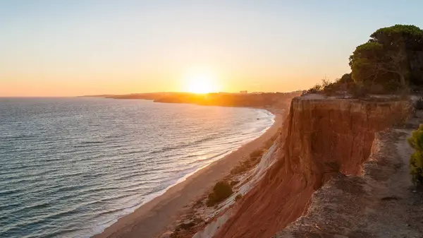 Falesia Beach widziałem z urwiska w zachód słońca — Zdjęcie stockowe