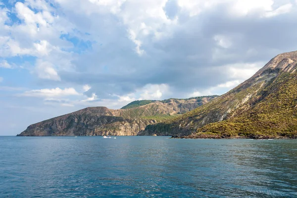Vista de la isla de Vulcano — Foto de Stock