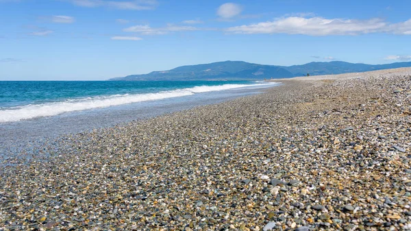 View of a gravel beach in Calabria — Stock Photo, Image