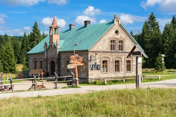 Orle Tierheim in jakuszyce in Polen — Stockfoto