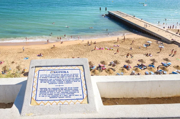 Albufeira Portugal September 2014 Stadsgeschiedenis Beschreven Het Betegelde Bord Aan — Stockfoto