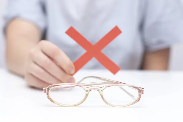 Verweigerung Der Brille Für Das Sehen Hände Verweigern Gläser Kreuz — Stockfoto