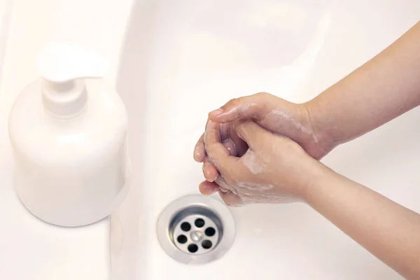 Les Mains Des Enfants Sont Lavées Mains Enfants Mousse Savon — Photo