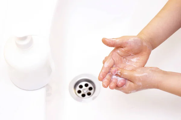 Kinderhände Werden Gewaschen Kinderhände Schaum Aus Antibakterieller Seife Schutz Vor — Stockfoto