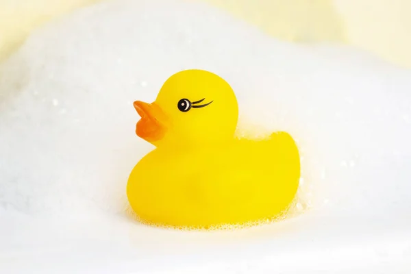 Rubber Duck Foam Minimally Creative Concept Bathing Children — Stock Photo, Image