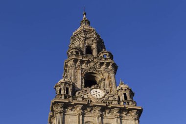 Santiago de Compostela katedralinin saat kulesi