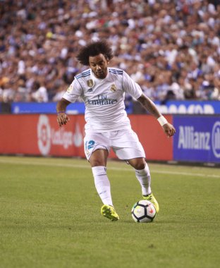 Corua, İspanya. 20 Ağustos 2017. La Liga karşılaşmasında Real Madrid 'den Toni Kroos RC Deportivo de La Coruna ve Real Madrid arasında Riazor Stadyumu' nda oynandı..