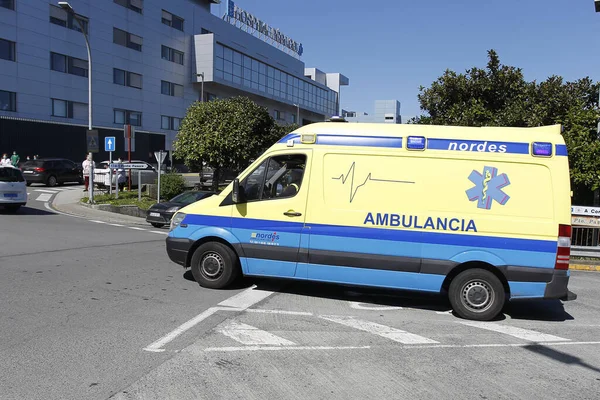 Coche Ambulancia Corua España España Servicio Médico Emergencia Misión Crisis — Foto de Stock