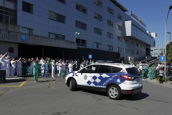 Coruna Spain Healthcare Работники Занимающиеся Новой Коронавирусной Кризис Аплодируют Ответ — стоковое фото