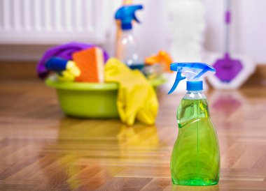 Sprey bootle parke üzerinde