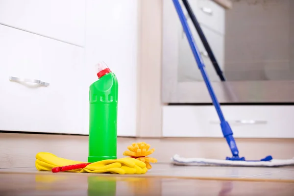 Kitchen cleaning concept