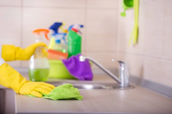 Conceito de limpeza cozinha — Fotografia de Stock