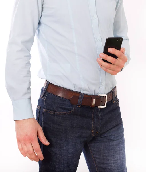 Человек текстурирует на мобильном телефоне — стоковое фото