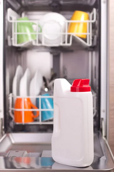 Порошок для мытья посуды — стоковое фото