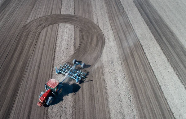 Tractor suelo desgarrador — Foto de Stock