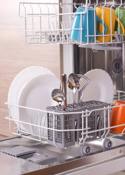 食器洗い機食器 — ストック写真