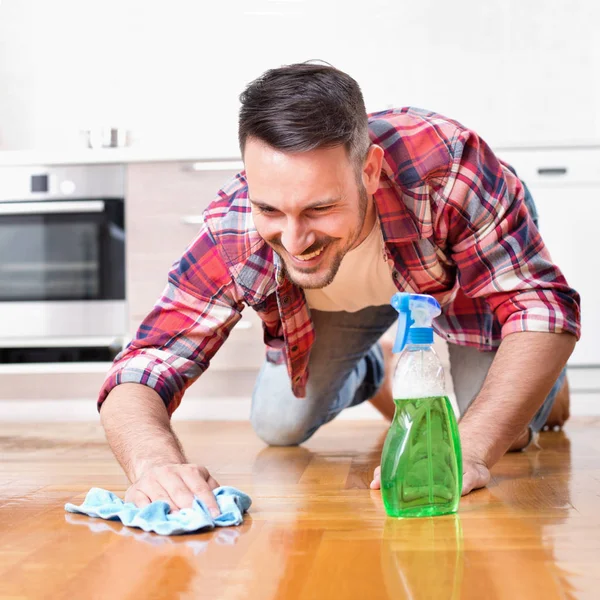 Man cleaning floor — Stock Photo, Image