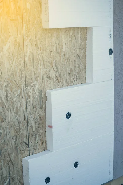 몽타주 집 외부 벽 절연 제 2 — 스톡 사진
