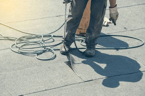 Torch applying bituminous sheet — Stock Photo, Image