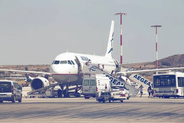 Flygplats passagerartjänster 2 — Stockfoto