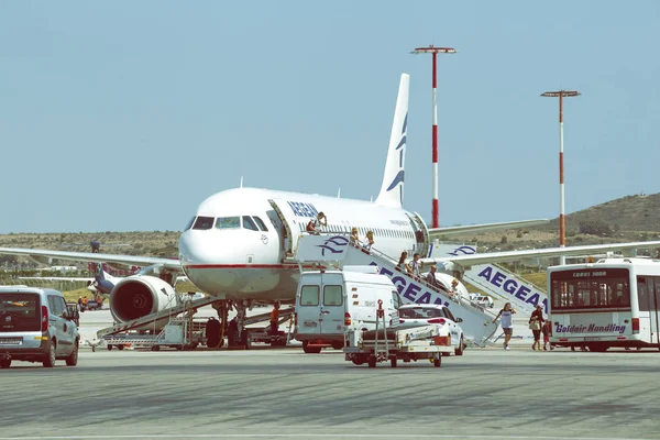 Transporte de pasajeros del aeropuerto 3 — Foto de Stock
