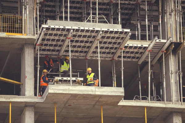 Installera aluminium betong formsättning 3 — Stockfoto