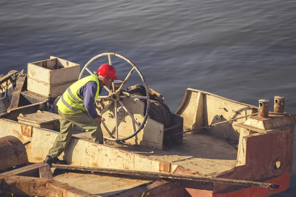 River barge with worker 3 — Stock Photo, Image
