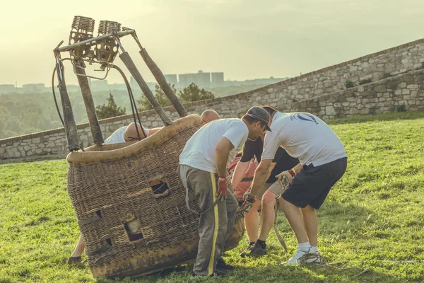 Cesta móvil de globos de aire caliente con quemador 6 —  Fotos de Stock