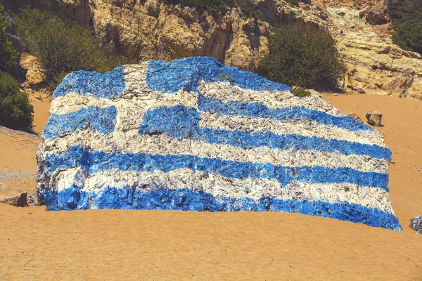 Bandeira da Grécia pintada na rocha 2 — Fotografia de Stock