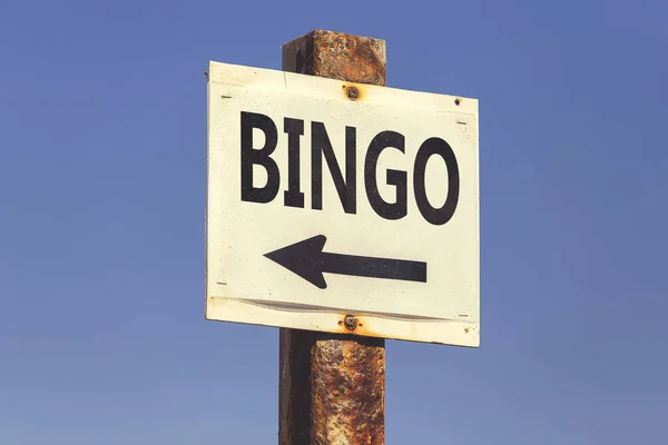 Bingo szó és nyíl tábla 2 — Stock Fotó