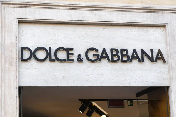 Dolce ve Gabbana işareti deposu için — Stok fotoğraf