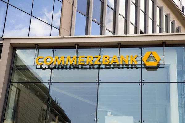 Signo del banco Commerzbank — Foto de Stock