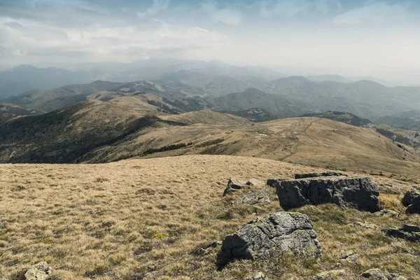 Krajina hor v jarní den 4 — Stock fotografie