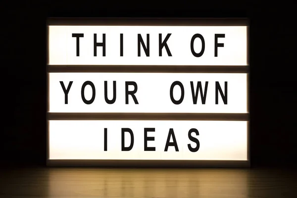 Pensate alle vostre idee scatola luminosa cartello — Foto Stock