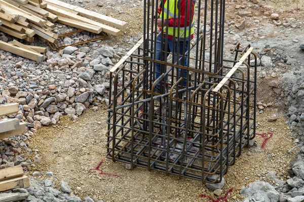 Refuerzo de barras de acero para la construcción — Foto de Stock