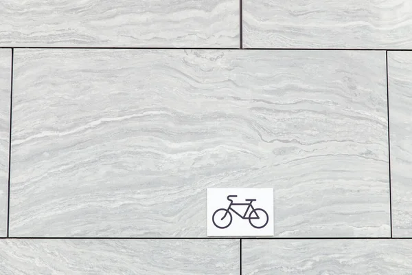 Bisiklet işareti duvara Park.