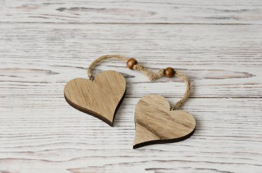 iki ahşap kalp